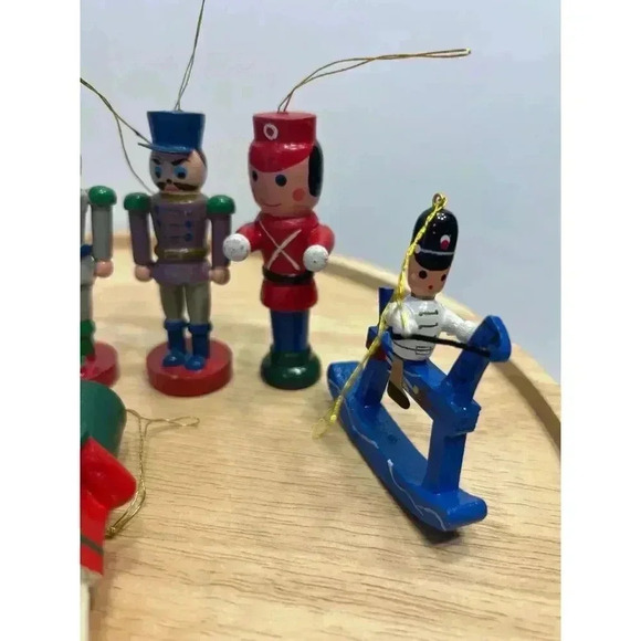 Vintage Lot of 8 wooden nutcracker -drummer ornaments hand painted 4" tall - Picture 4 of 5